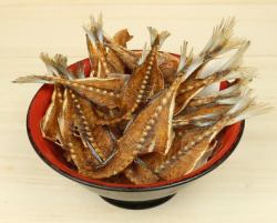 Horse mackerel bone crackers