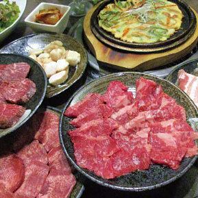【宴コース】 ☆全12品 3800円(税込)食道楽自慢の、もみ込み焼肉のベーシックコース！