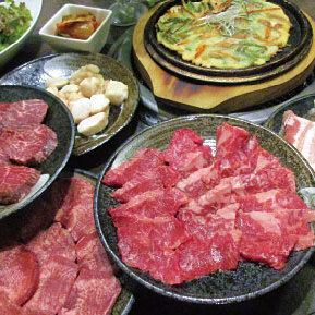 【宴コース】 ☆全12品 3800円(税込)食道楽自慢の、もみ込み焼肉のベーシックコース!