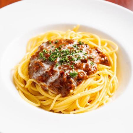 Hitachi beef bolognese (meat sauce)