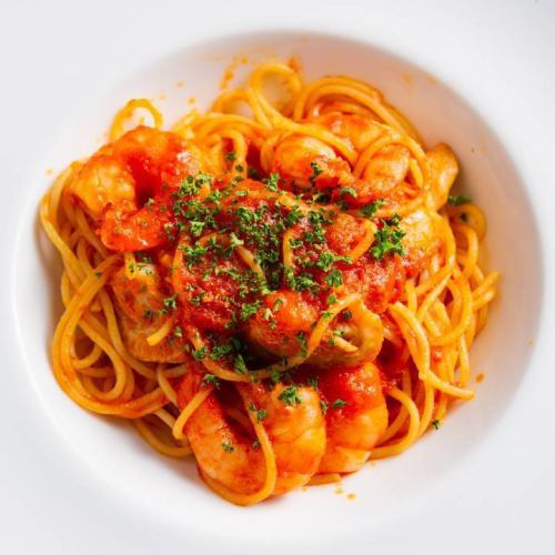 Seafood tomato sauce with shrimp and scallops