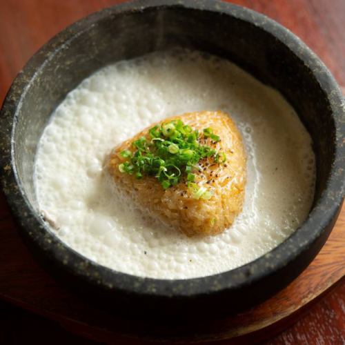 Grilled rice ball stone-grilled cheese risotto