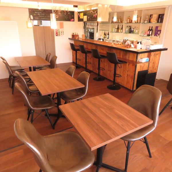 ”手稲のお洒落なカフェ&洋食レストラン”をコンセプトに、細部にまでこだわった料理をはじめ、ゆったりと過ごせる店内は、優美な空間に。誕生日や記念日などの大切な人とのお食事やデートなど、特別なシーンにも最適です。