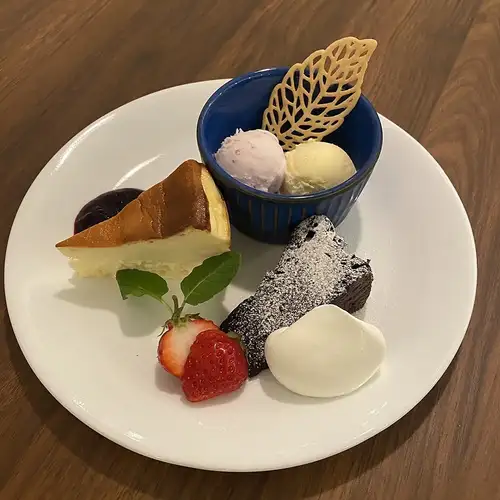 잘 벌레 스위트 플레이트