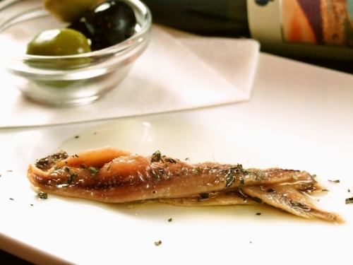 ★Anchovies and crispy baguette