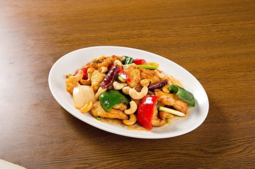 チキンカシューナッツ/空芯菜炒め/あさりのハーブ炒め