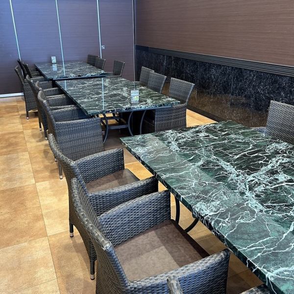 【個室完備】個室は3部屋あり、各部屋のご利用人数12名以上からご利用OK♪最大54名様の団体様までご利用いただけます。