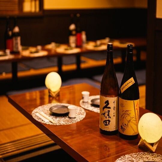 【団体様でも扉付き完全個室をご用意!!】四方が壁と扉に囲まれた完全個室もご用意しております♪10名様～最大100名様迄ご案内可能!!団体様であれば宴会コース内容の変更や料金などの対応も柔軟にできますので、ご相談だけでもお気軽にお問い合わせください♪貸切宴会もぜひ♪◆本厚木×個室居酒屋◆