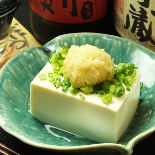 Horseradish cold tofu