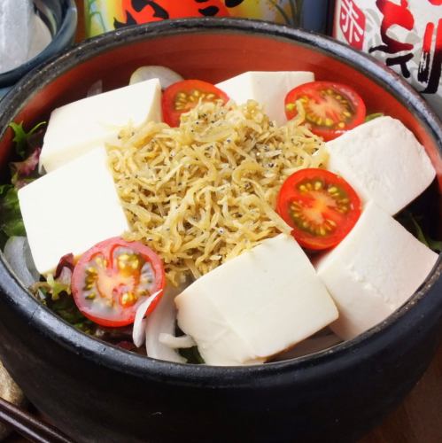 잡어와 豆富의 일본식 샐러드