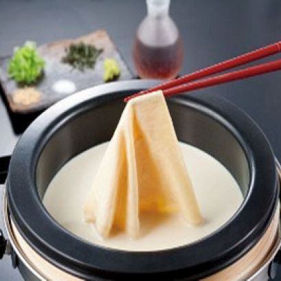 大豆の香り　引き上げ湯葉