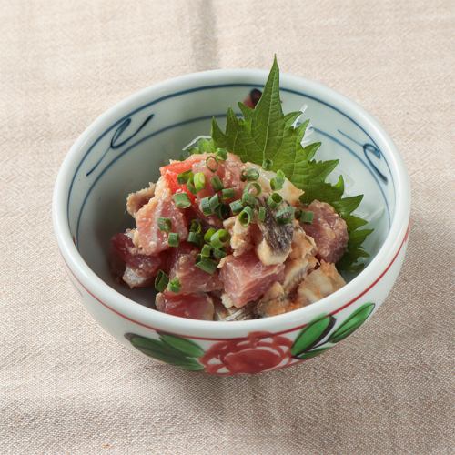 店内新鲜烹制！今日特供：纳梅罗（生鱼片料理）