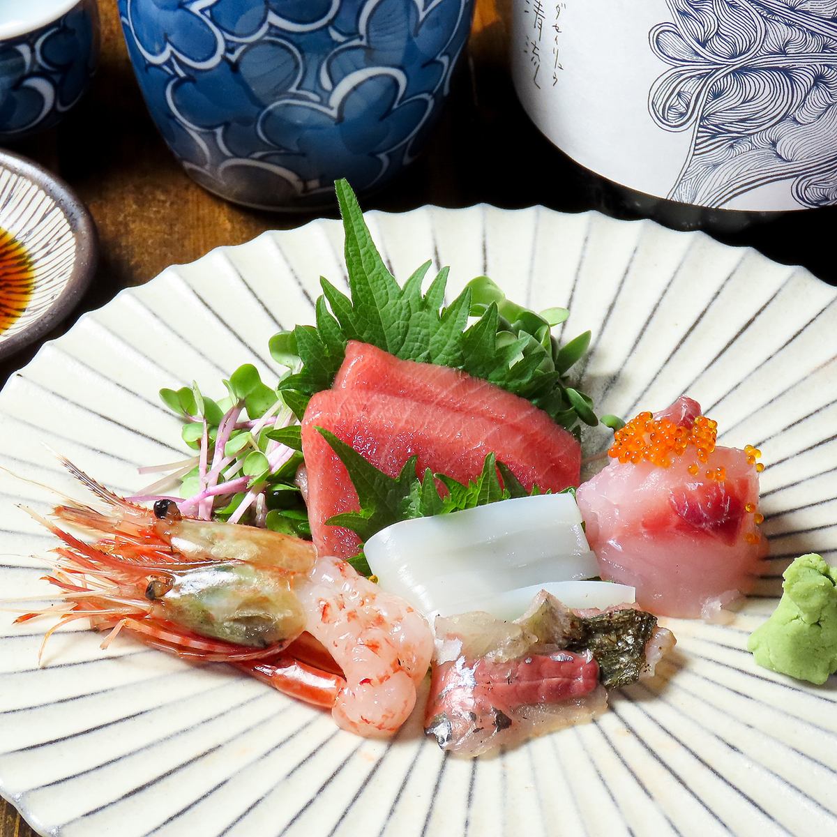 産地直送のおいしい海鮮揃えております！！
