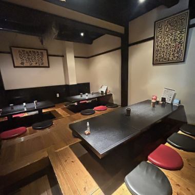 [Can be reserved for 20 to 40 people] (*Private tatami room can be reserved for 20 to 30 people) The spacious interior allows for banquets for a large number of people! We provide a comfortable and relaxing space for our customers. ◎Perfect for company banquets, girls' nights out, and after-parties♪ If you're having a party with a large number of people, please come to our store!If you have any requests regarding the number of guests, budget, etc., please feel free to contact the store!