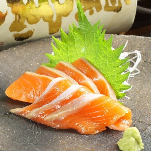 Popular salmon sashimi