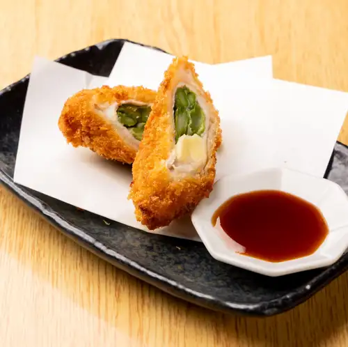 アスパラととろーりチーズの巻きカツ