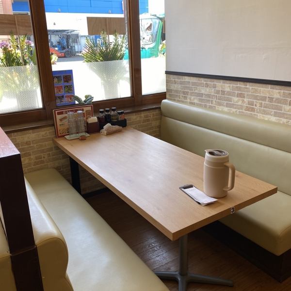 We have sofa seats available.Ideal for customers who want to enjoy a leisurely meal! We will serve you our signature dishes with all our heart.We look forward to your visit.