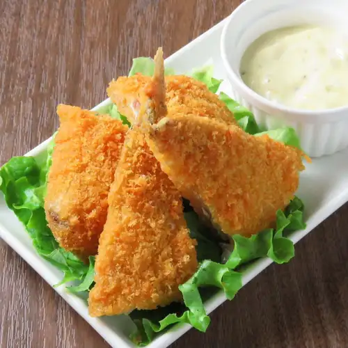 Fried horse mackerel with homemade tartar sauce
