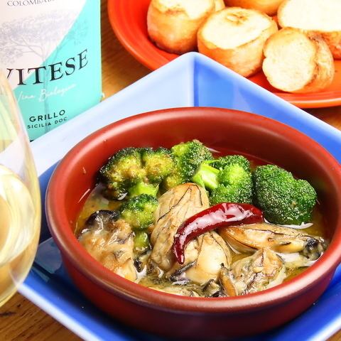 おしゃれな空間で、こだわりのイタリアンとスパニッシュをどうぞ