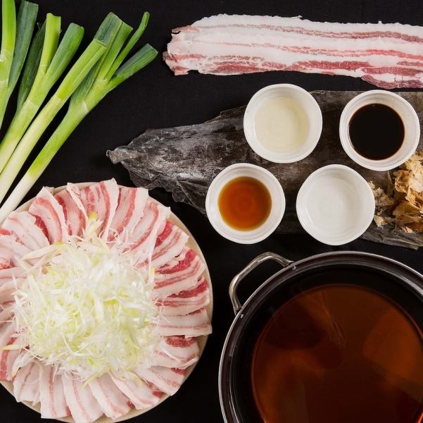 Recommended for New Year's parties, welcome parties, and farewell parties! [Yakitori & "Negi-shabu hot pot" course] 90 minutes all-you-can-drink + 6 dishes total 4,500 yen (tax included)