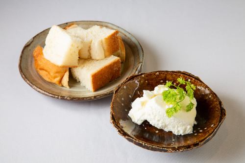 チーズ豆富(バケット付き)