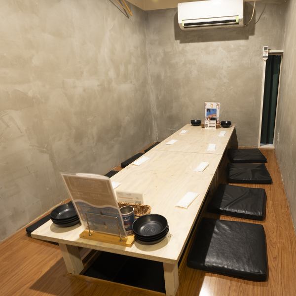 [The sunken kotatsu seating can accommodate up to 20 people. Please inquire in advance!] ◎The fully private room seats 7-9 people, and the sunken kotatsu seating can accommodate up to two groups of 15-20 people! Recommended for those who want to enjoy their meal without worrying about others! We can accommodate a variety of occasions, such as girls' nights, birthday celebrations, and family meals! Please make your reservation early!