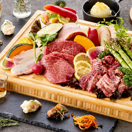 豪华烧烤【高级套餐】享用和牛牛腩和牛耳肉。豪华计划