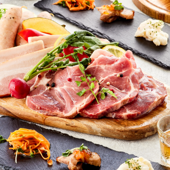 Casual BBQ [Casual Course] A plan to enjoy casually with appetizers, coarsely ground frankfurters, Sangen pork, and more