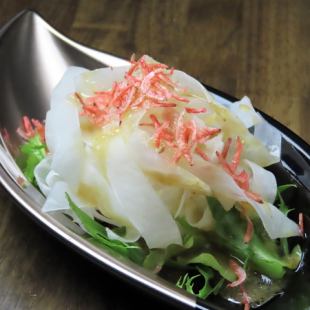 Sakura shrimp fragrant radish salad (Japanese style dressing)