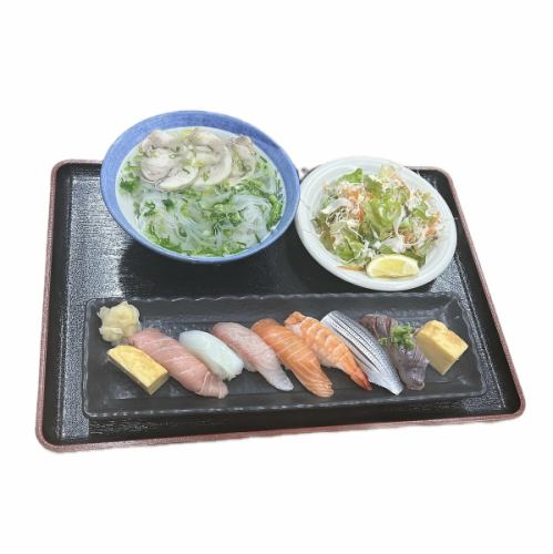フォー寿司8かん サラダ