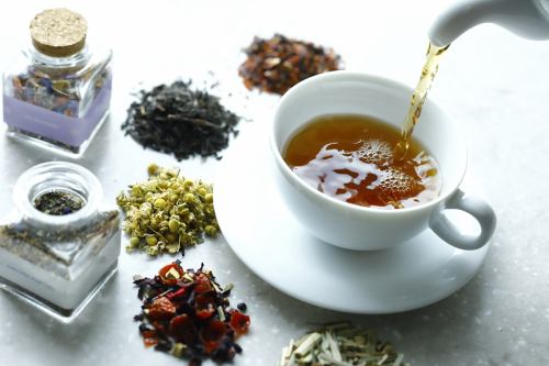 香り高い紅茶やハーブティー