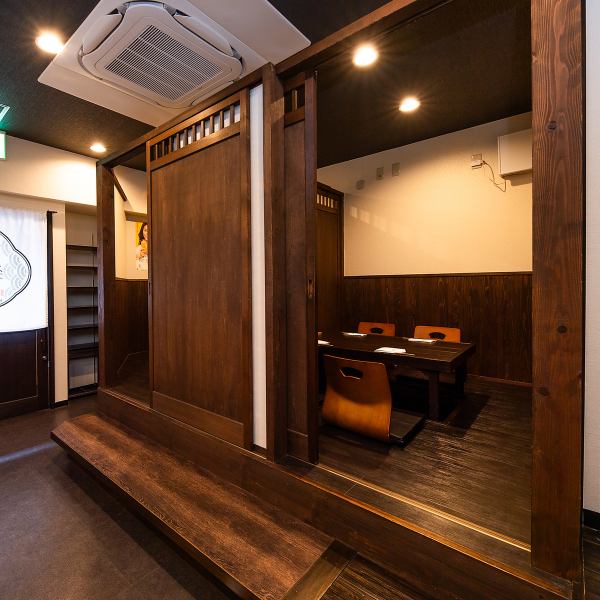 [It's nice to have a private space♪] A private room with a sunken kotatsu that's great for dates, banquets, etc.We can accommodate up to 40 people for banquets! You can relax and enjoy a lively drink!