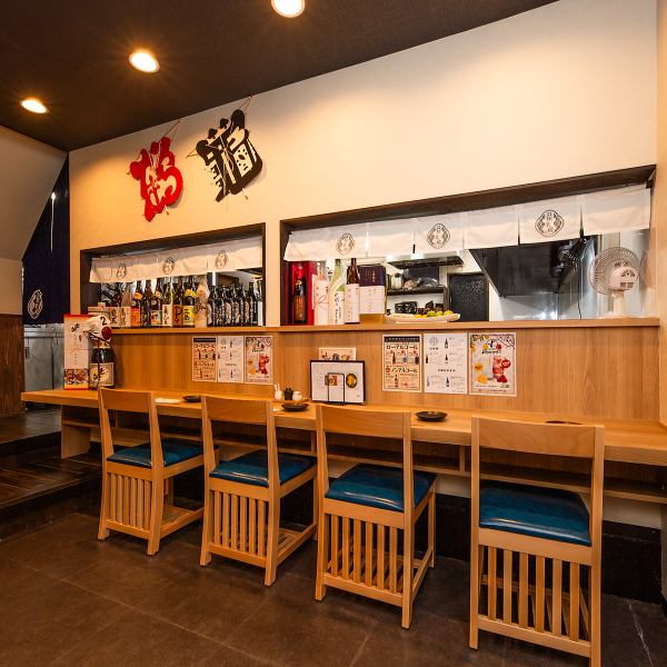 [Enjoy a meal on your own] At the counter seat, you can enjoy a relaxing meal while chatting with the staff and watching the food being prepared.Recommended not only for solo travelers but also for dates!