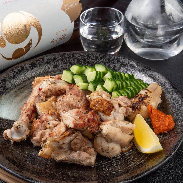 [Our specialty!] Grilled bone-in Hakata chicken thighs