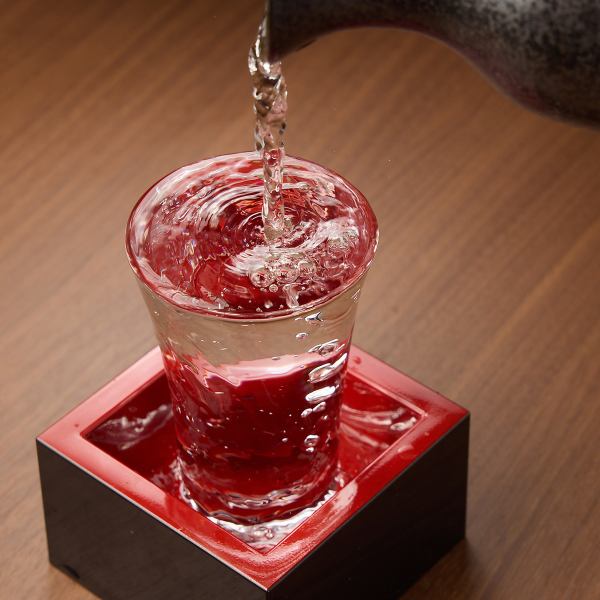 地酒も人気♪海鮮によく合う日本酒多数ご用意◎