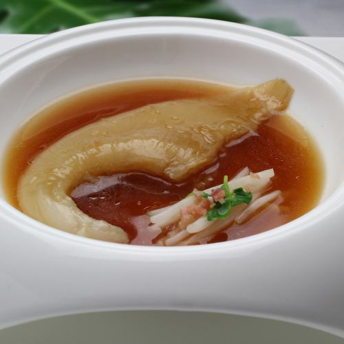 Shark fin and crab soup (per person)