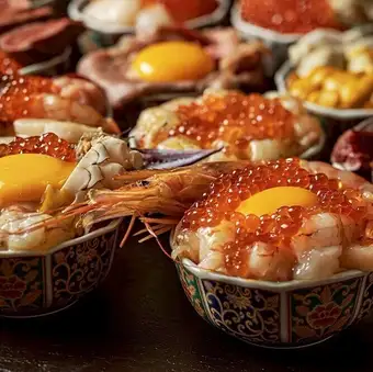 飲める海鮮ミニユッケ丼