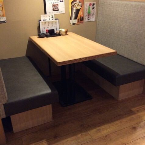 【池袋駅から徒歩5分の好立地】サクッと飲みたいときのプライベートな飲み会はもちろん、落ち着いたお食事会や企業様の大型宴会にもご利用いただけます。広々とした和の空間は、どなたにも居心地が良く、喧騒を離れてゆったりとお過ごしいただけます。個室は特に人気のお席のため、ご予約はお早めがおすすめです。