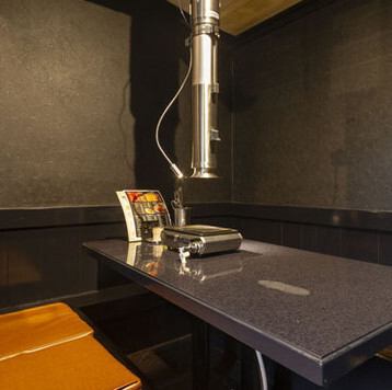 ≪ゆったりとくつろげる温かみのある空間≫4名様・7名様半個室完備◆牛尼ではどんなシーンでも人数での使いやすいプライベート空間をご用意しております◎ゆったりとおくつろぎいただける雰囲気ですので、デートや女子会、ご家族での外食、各種ご宴会でのご利用にもおすすめです。皆様のご来店を心よりお待ちしております♪