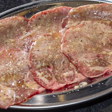 精肉店直送の上質なお肉を種類豊富に楽しめる本格焼肉