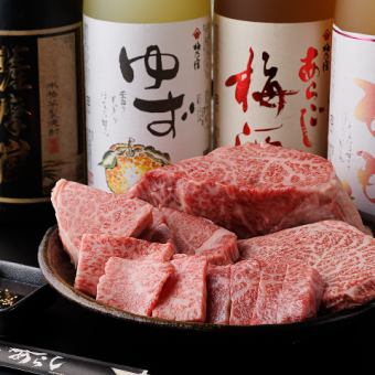 【A5黑毛和牛烤肉自助套餐 90分钟】共60道菜品：7,480日元（含税）/1份
