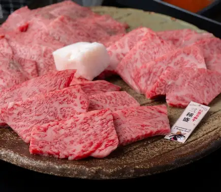 【A5黒毛和牛焼肉食べ放題PLUSコース90分】全63品：5,980円（税込）/1人前