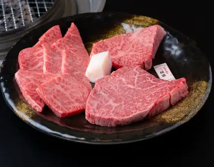 【牛タン付、焼肉食べ放題67種】90分制牛タン付A5黒毛和牛食べ放題GOLD
