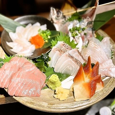 当店自慢の海鮮料理など全8品＋150分飲放付の大満足コースです。