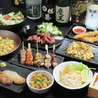 【豪華】焼き鳥串焼3本×刺身5種盛×親もも焼×ローストビーフ等全11品150分飲放題付7000円