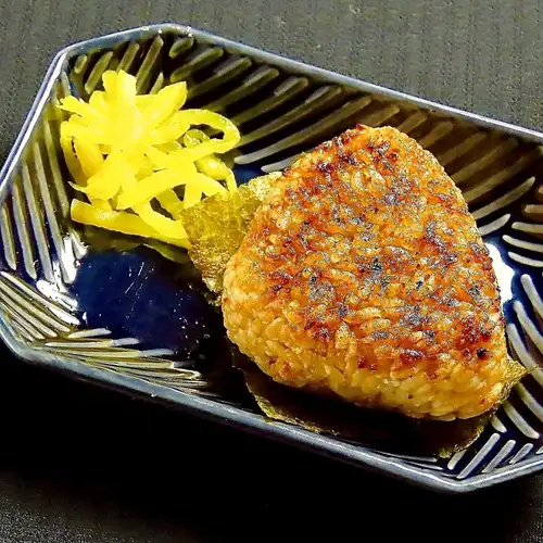 焼きおにぎり (一個)