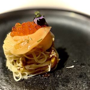 青柳とイクラの冷製カッペリーニ