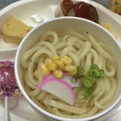 川のhotoriお子様ランチ【キッズうどん】