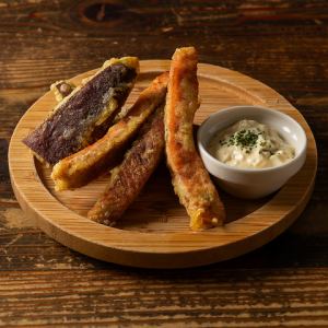 Autumn salmon and sweet potato fritters with yuzu tartar