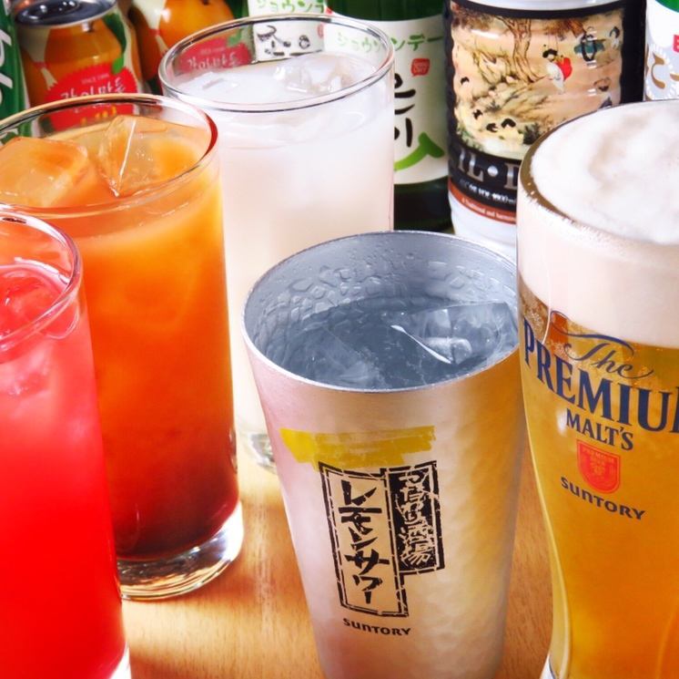 The all-you-can-drink option is available for 2200 yen for 2 hours.